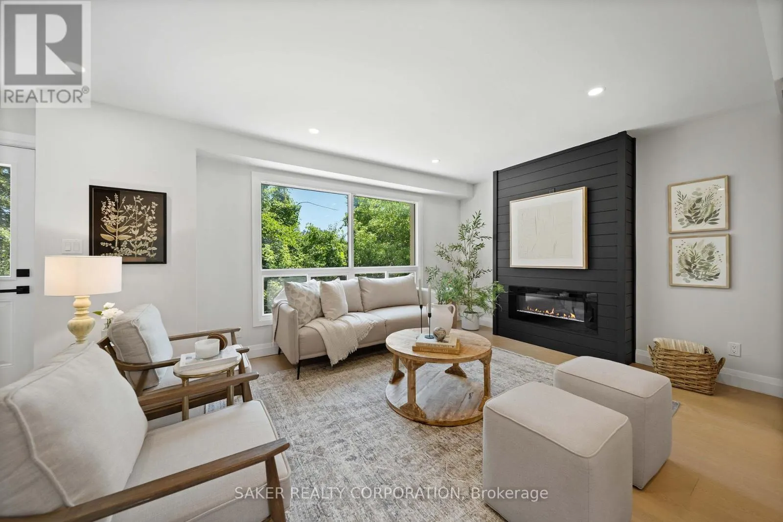 33 - 355 SANDRINGHAM CRESCENT #33