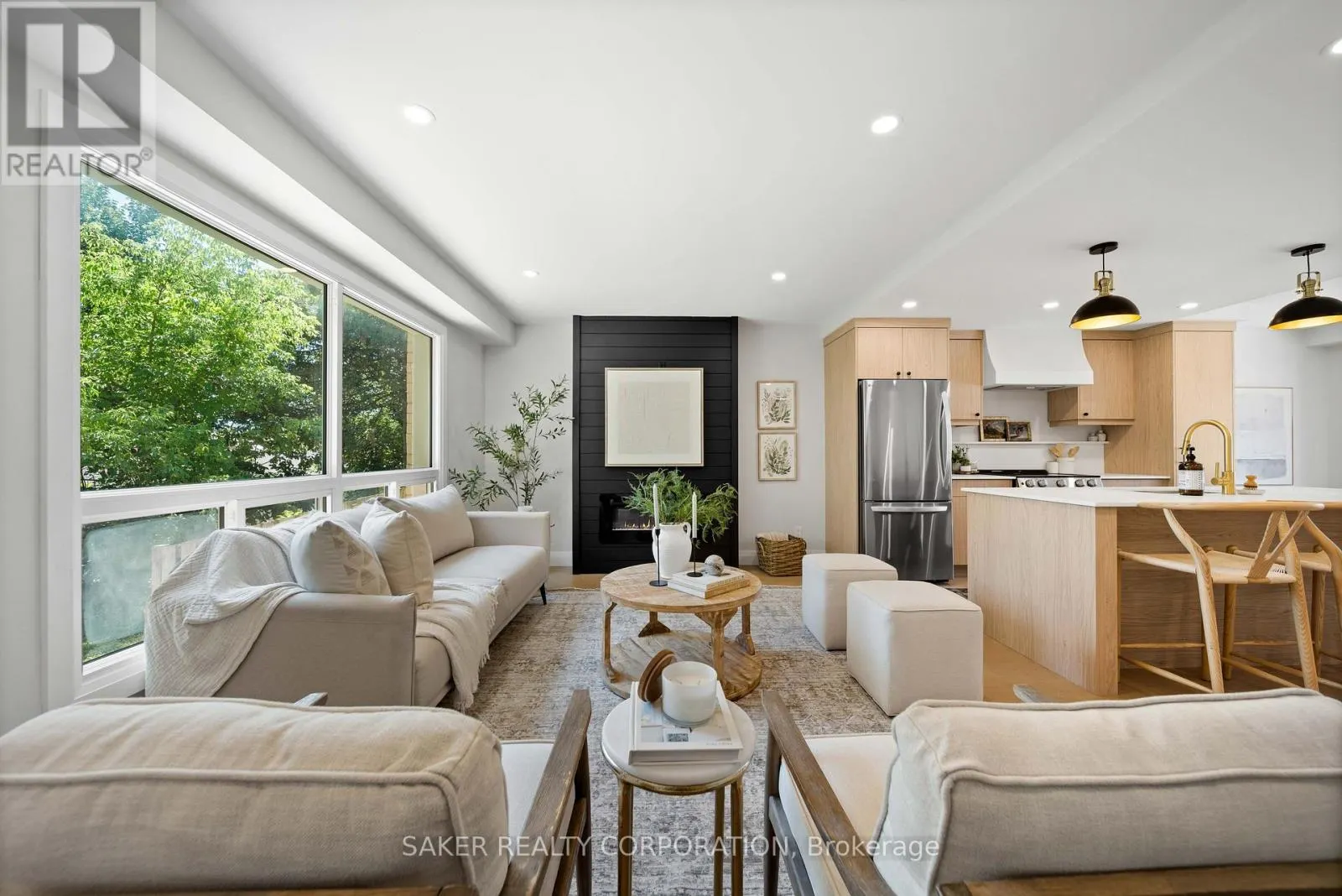 33 - 355 SANDRINGHAM CRESCENT #33