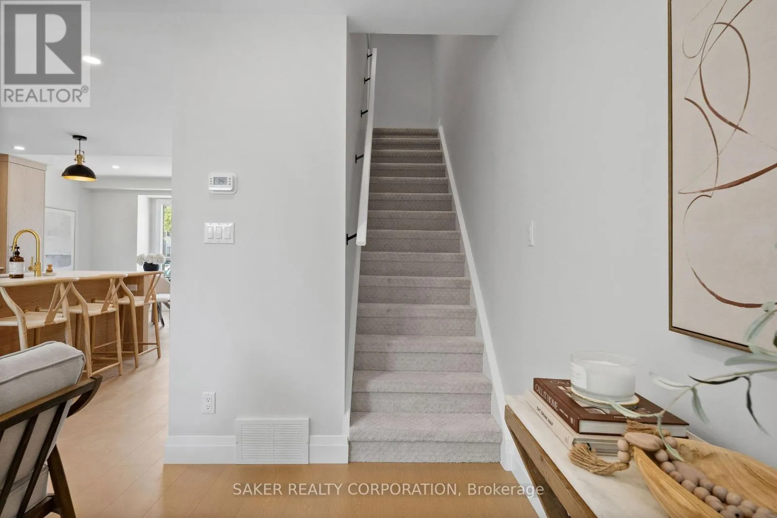 33 - 355 SANDRINGHAM CRESCENT #33