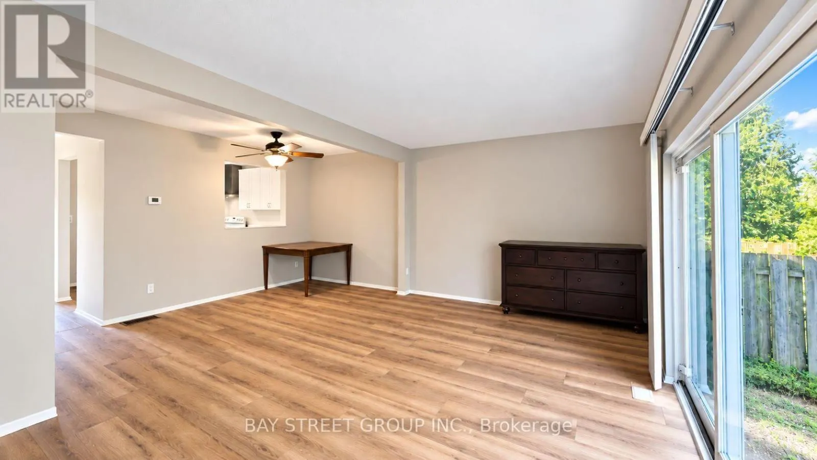43 - 302 VINE STREET