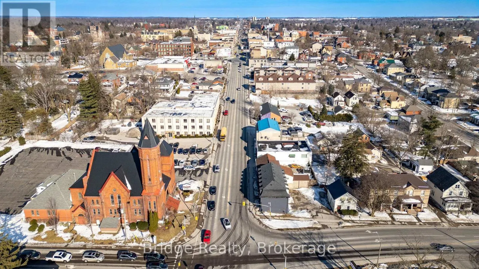290 DUNDAS STREET