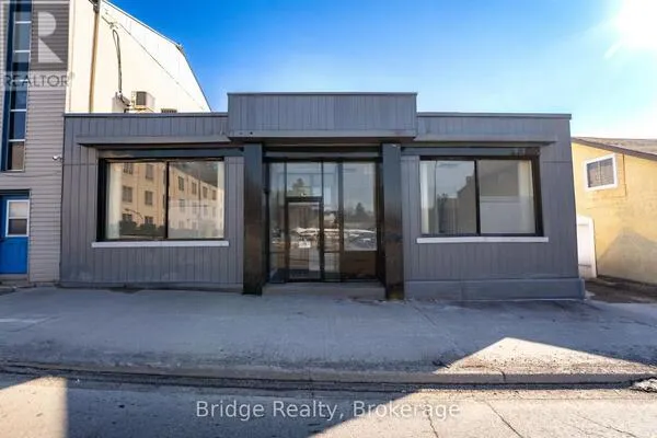 290 DUNDAS STREET