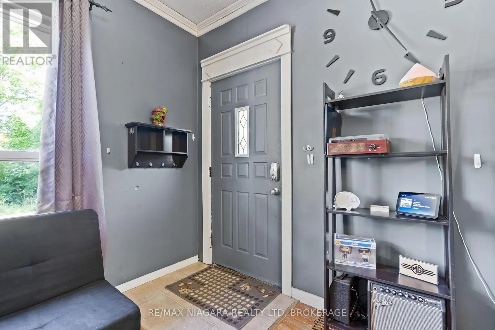 63 HODGKINS AVENUE