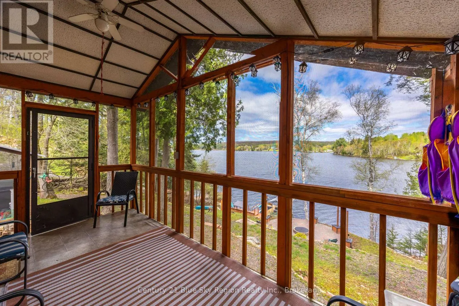 18 PARGETER DRIVE