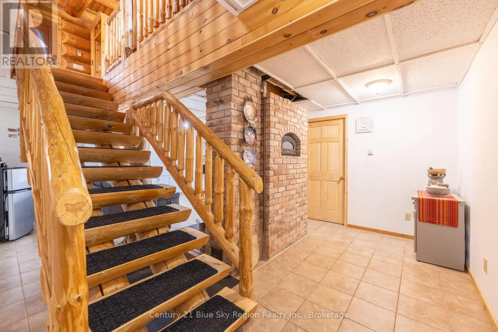 18 PARGETER DRIVE
