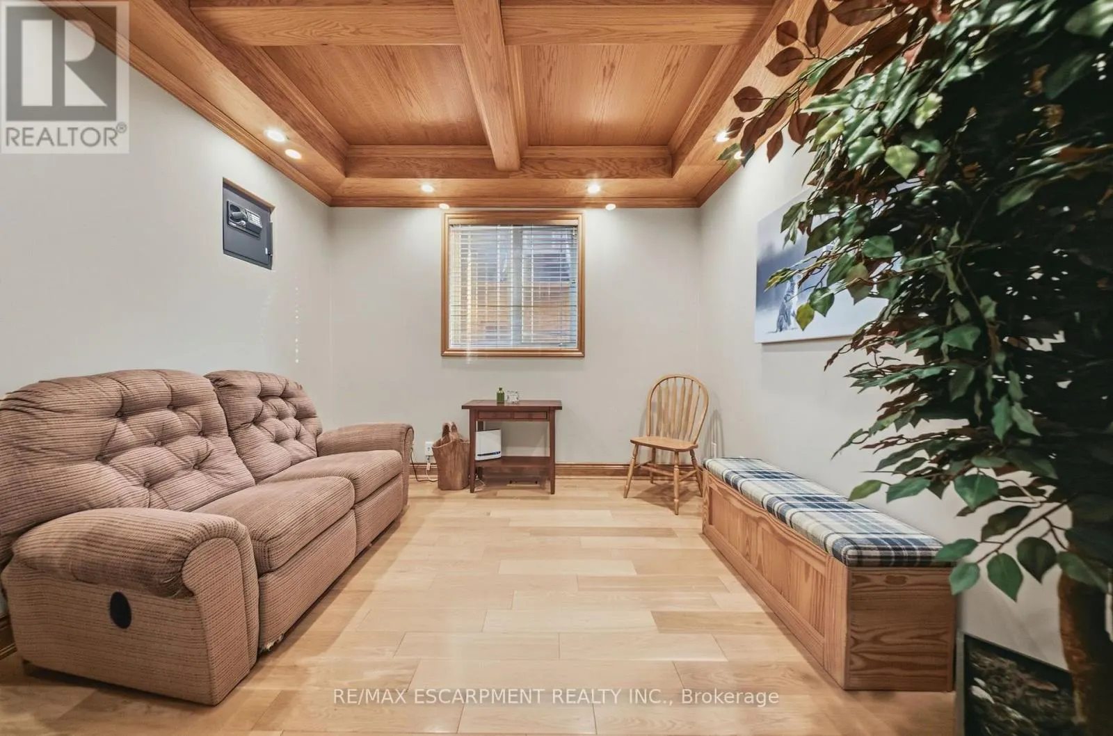 95 TOLLGATE DRIVE