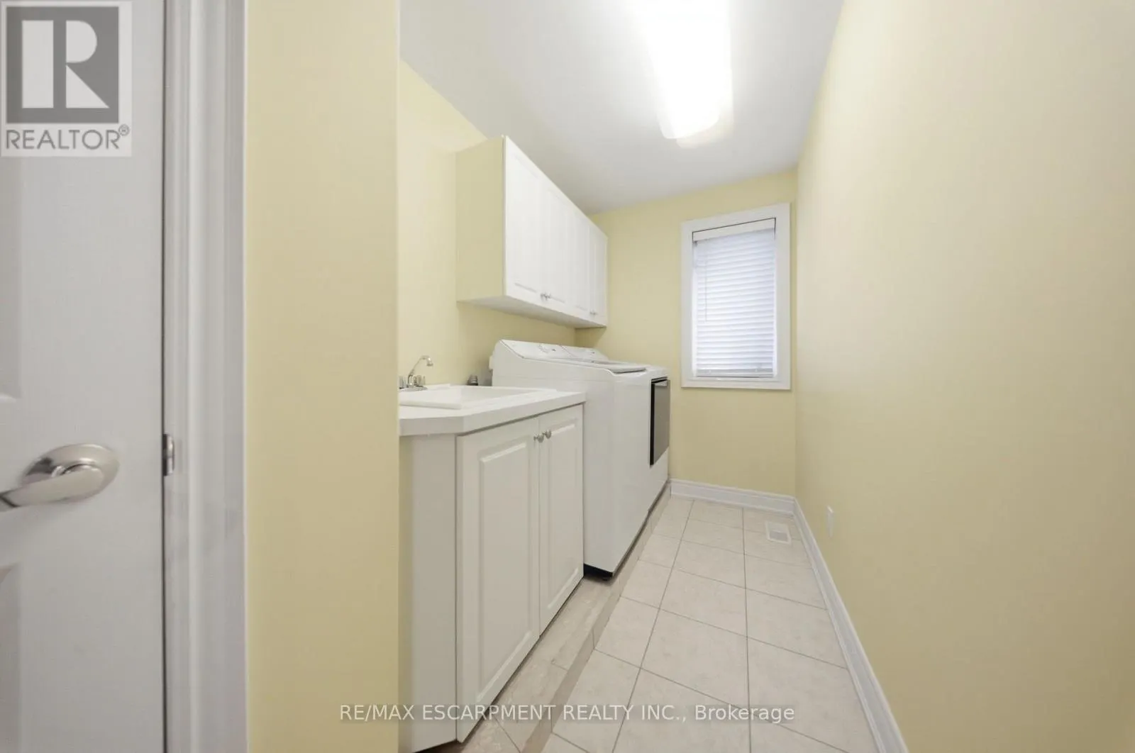 95 TOLLGATE DRIVE