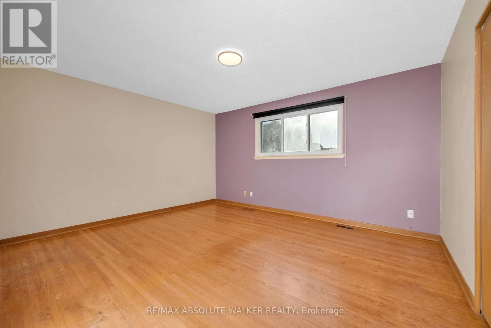 18 SILVER ASPEN CRESCENT
