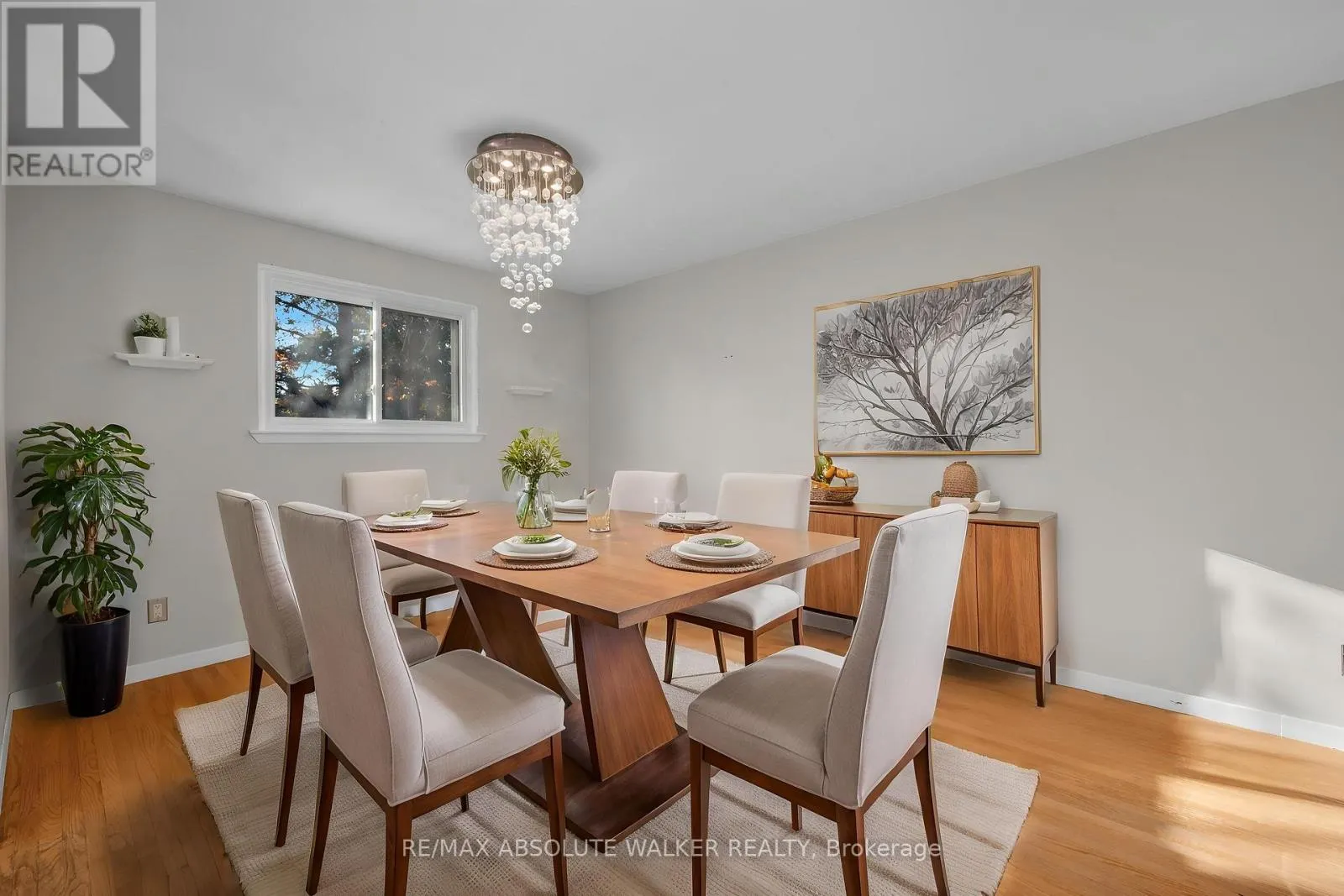 18 SILVER ASPEN CRESCENT