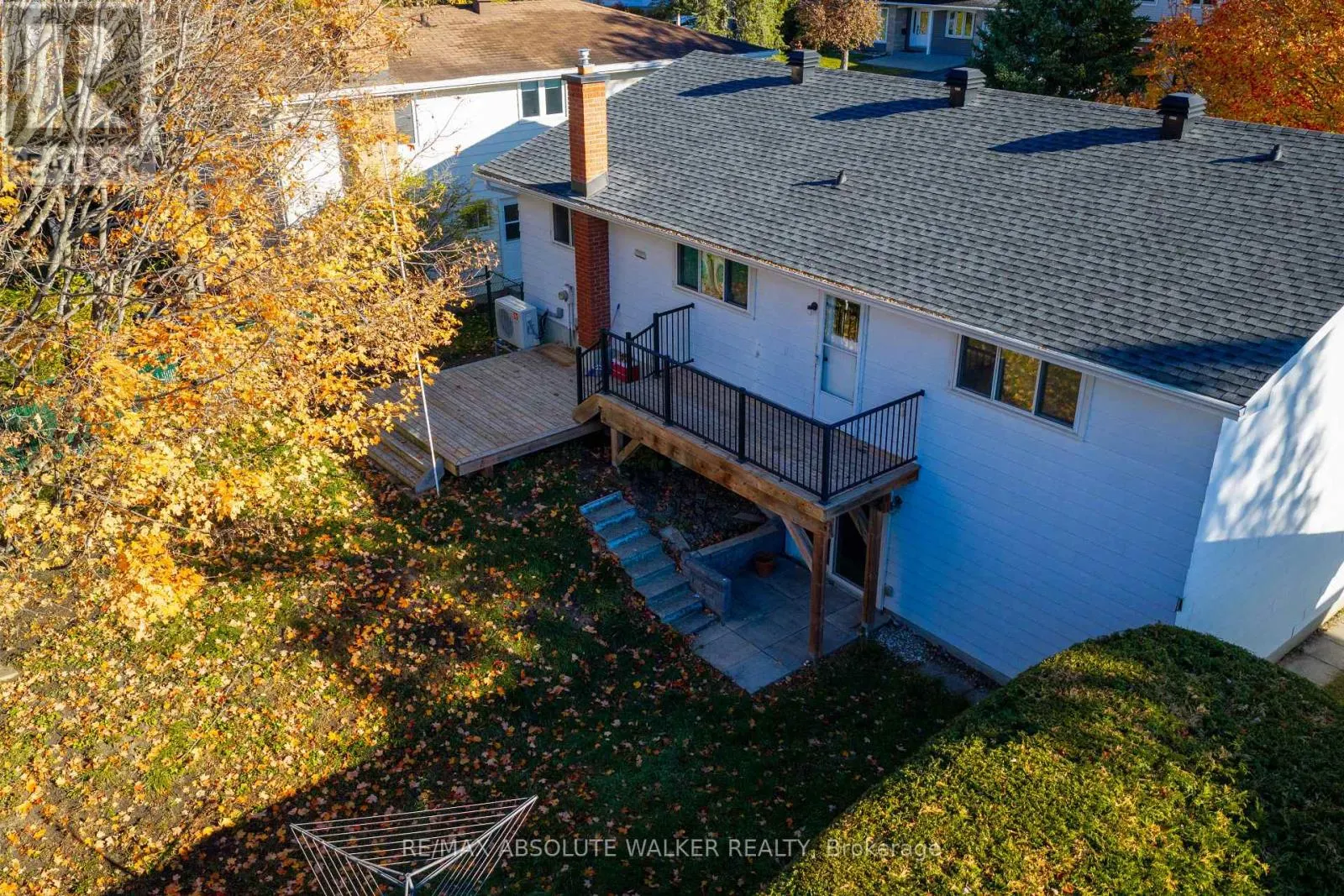 18 SILVER ASPEN CRESCENT