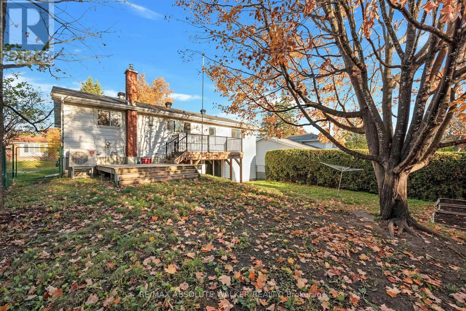 18 SILVER ASPEN CRESCENT