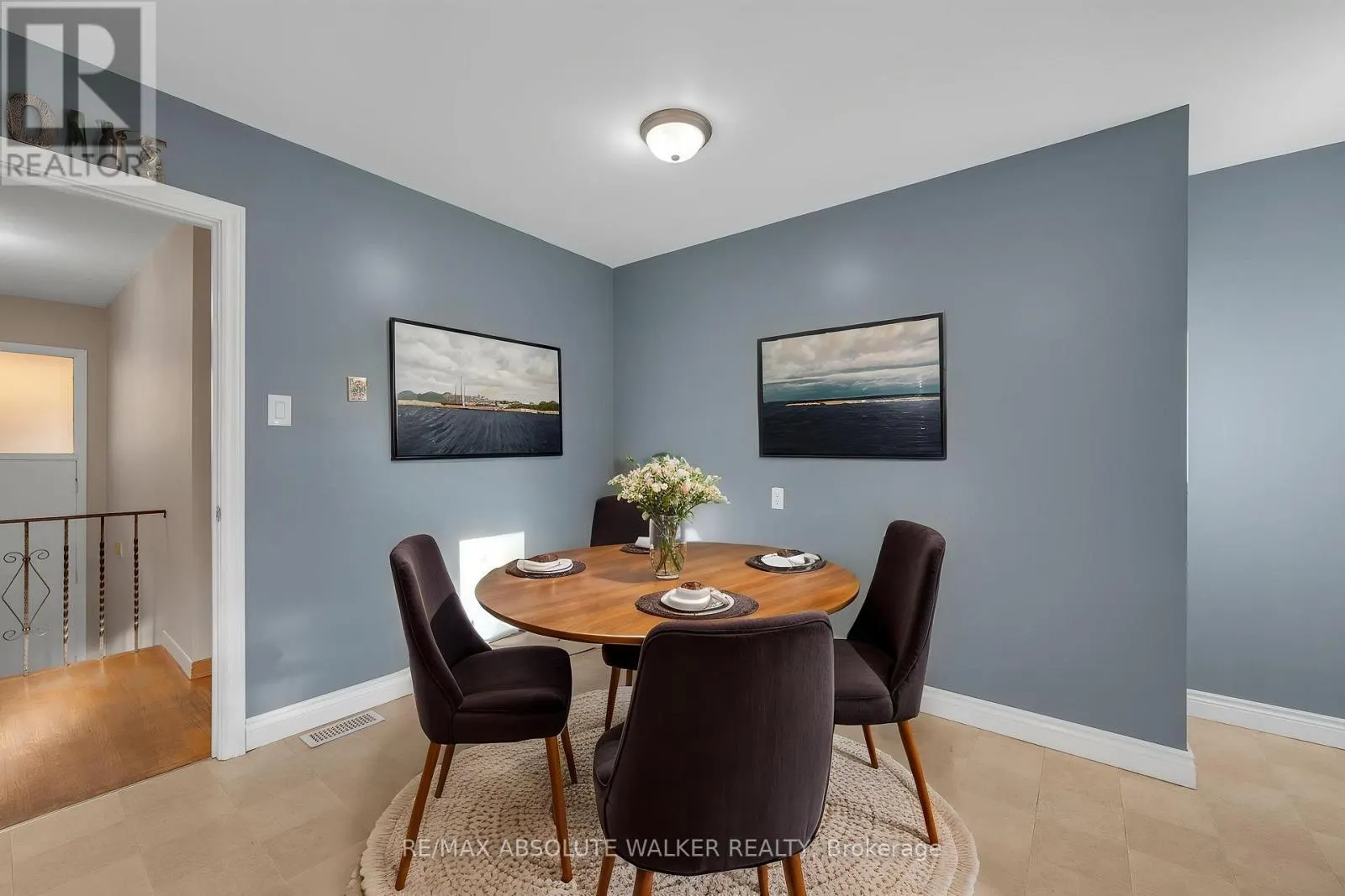 18 SILVER ASPEN CRESCENT