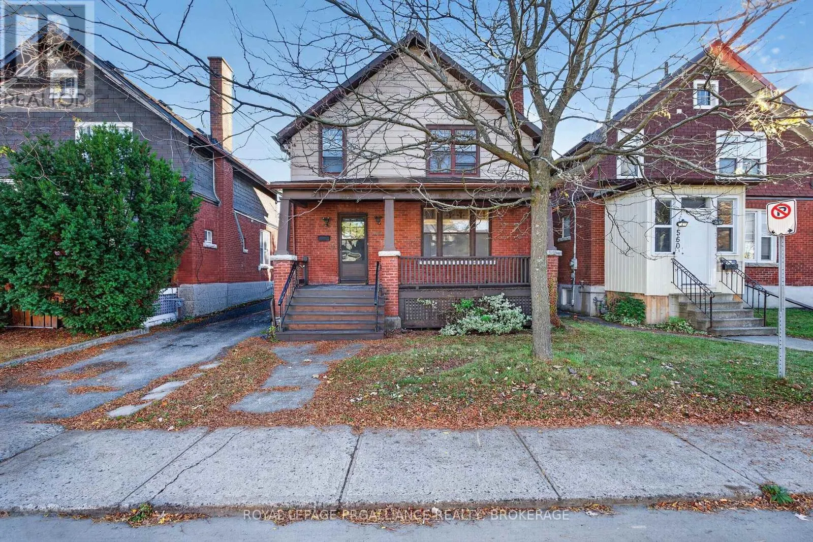 558 BROCK STREET