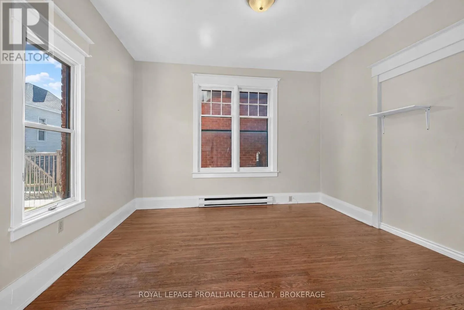 558 BROCK STREET