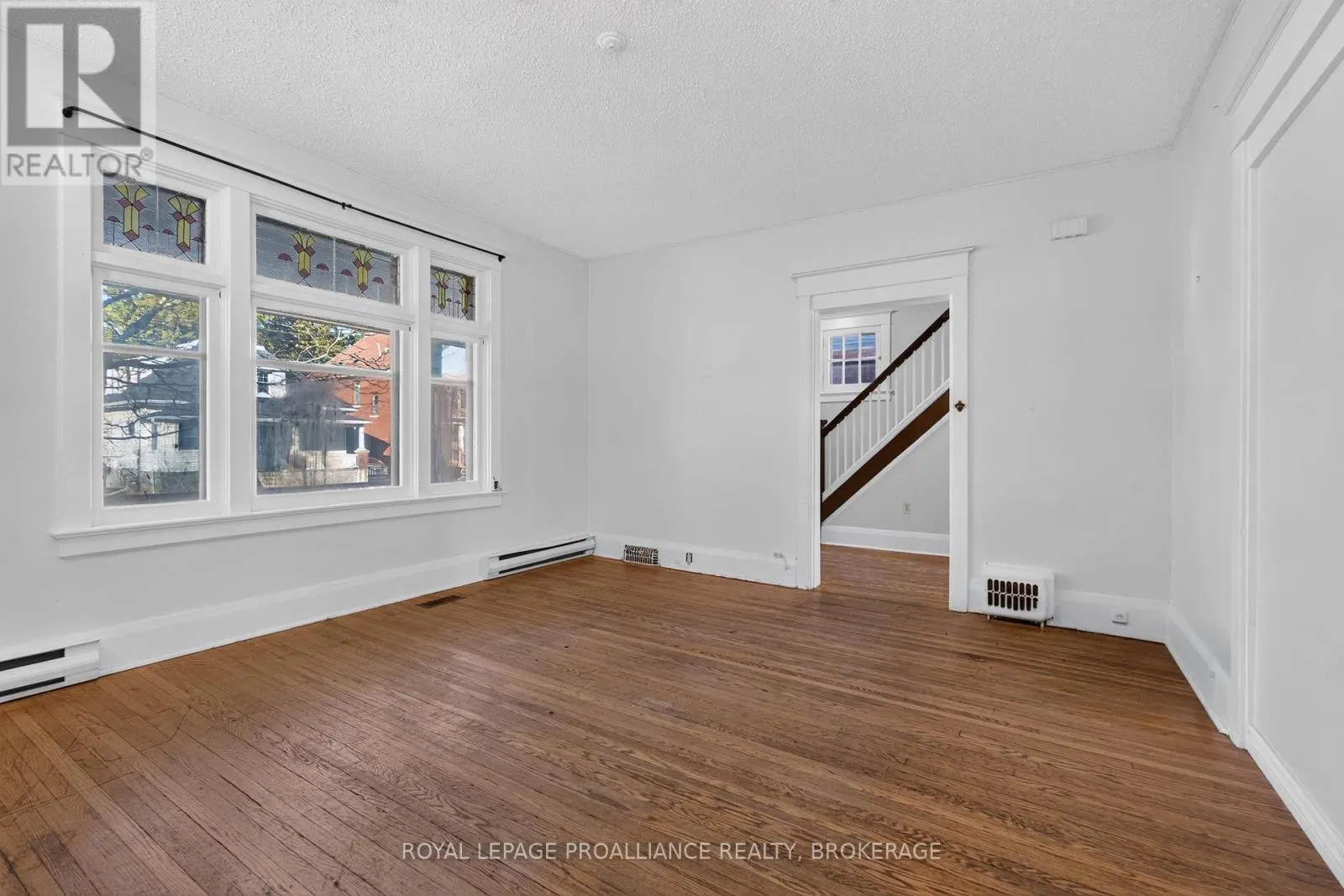 558 BROCK STREET