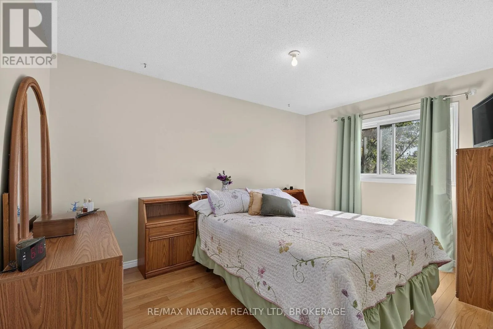 8230 LEXINGTON COURT