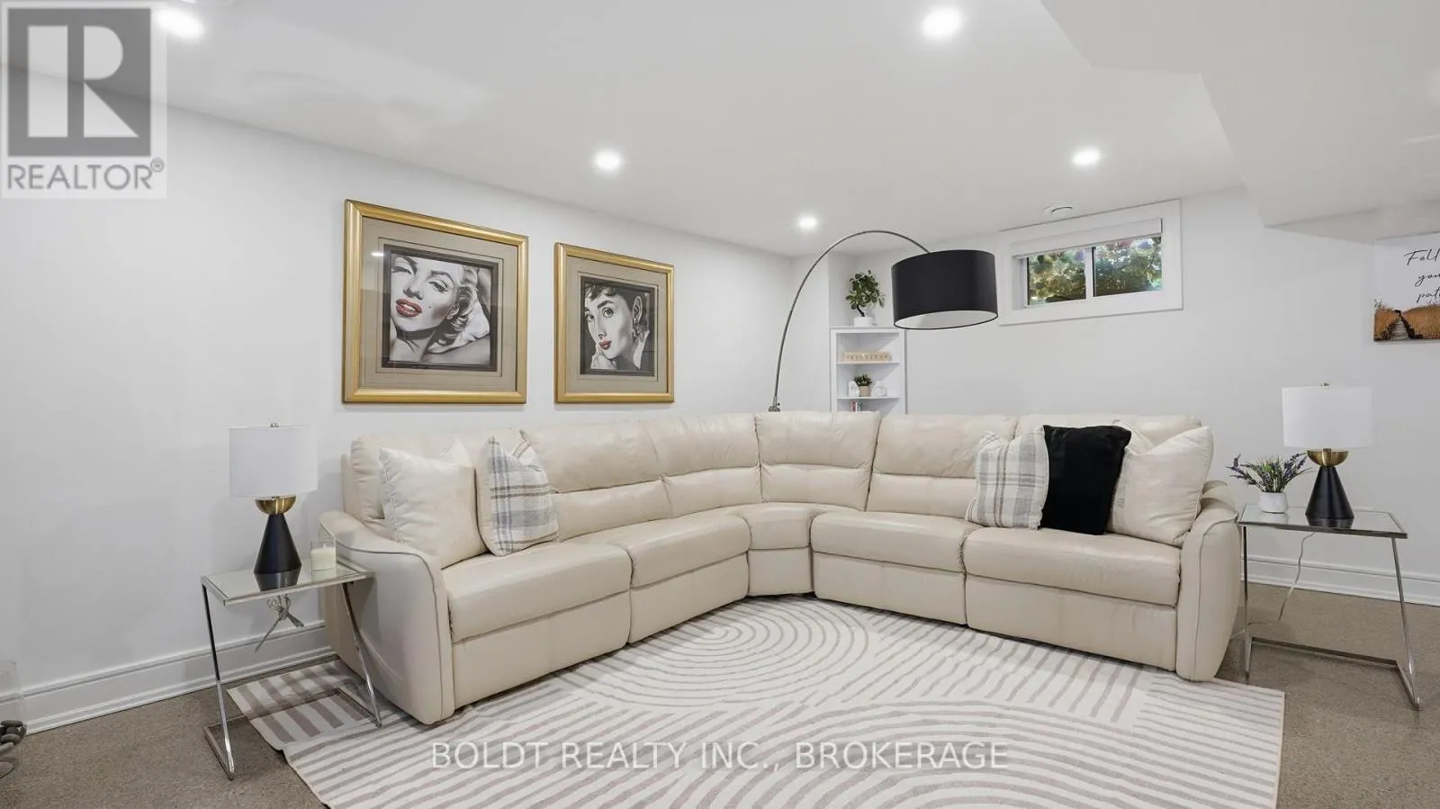 15 THE CEDARS STREET