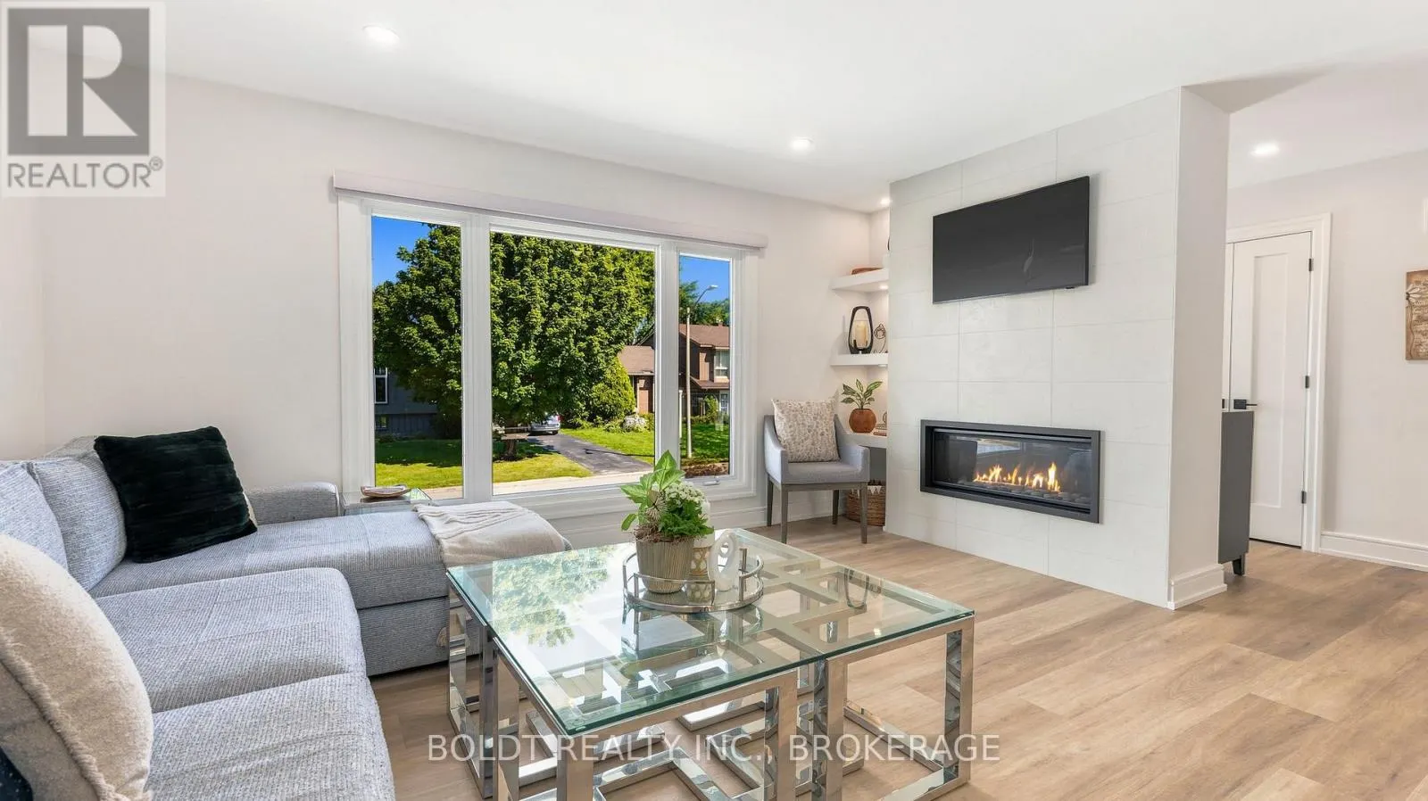 15 THE CEDARS STREET