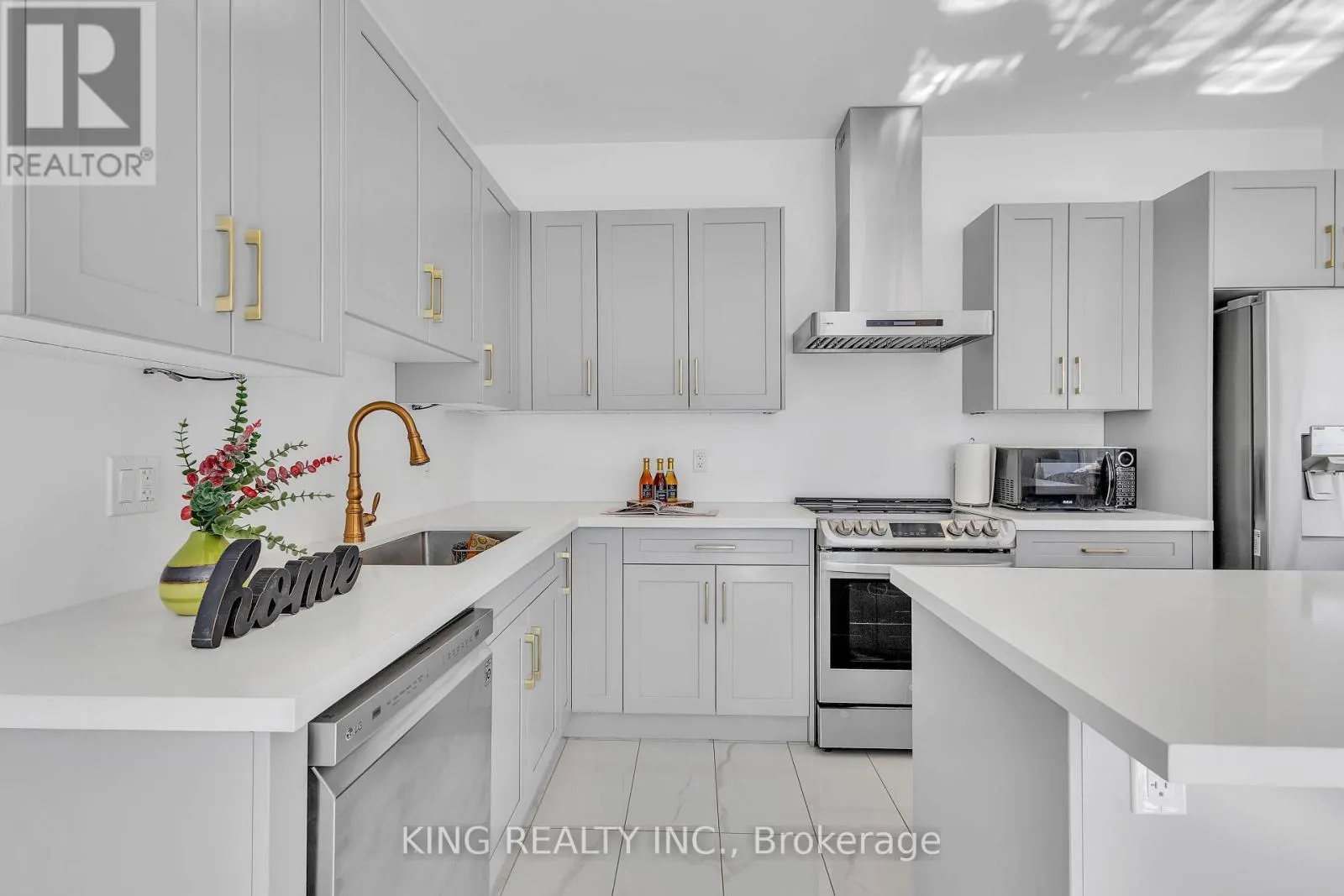 1464 MEDWAY PARK DRIVE
