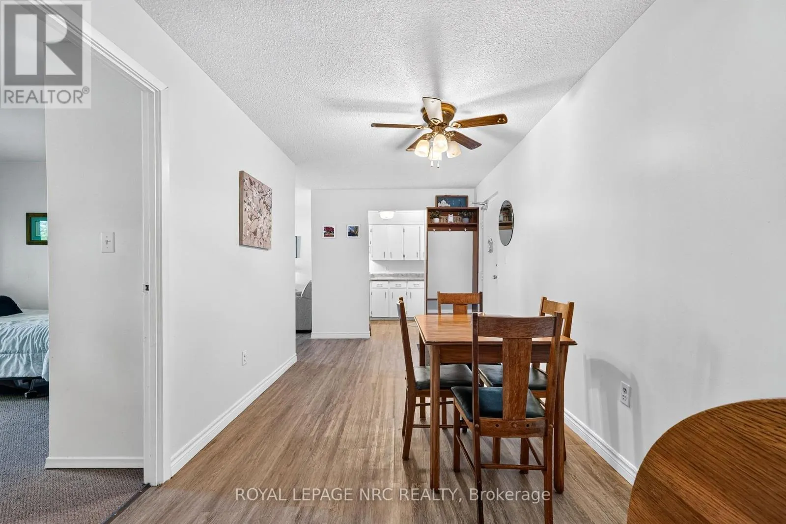 327 - 72 MAIN STREET E #327
