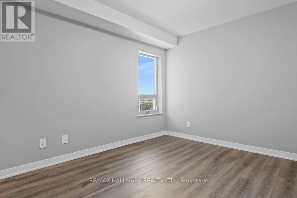 403 - 5002 KING STREET