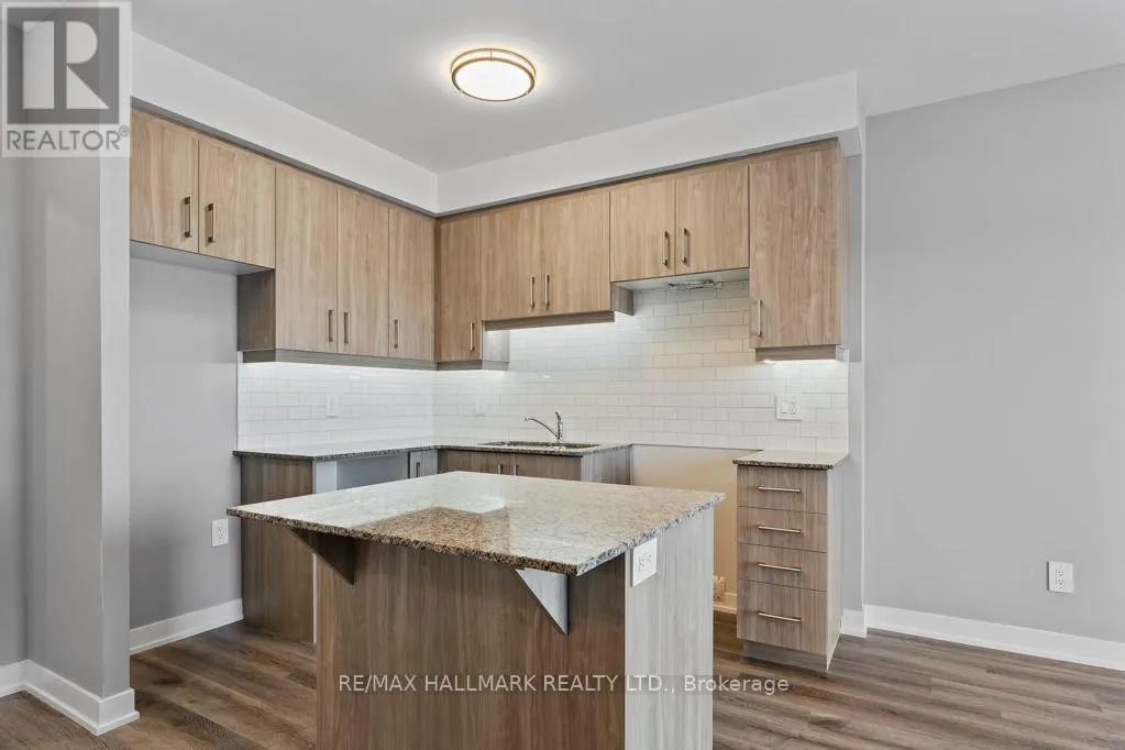 403 - 5002 KING STREET