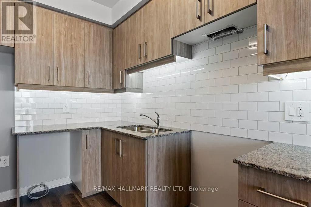 403 - 5002 KING STREET