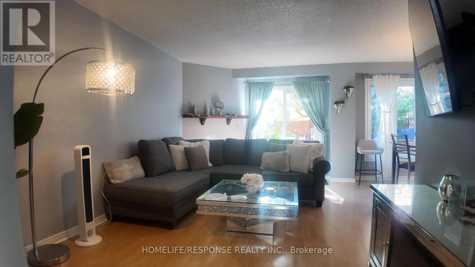 136 ESSLING AVENUE