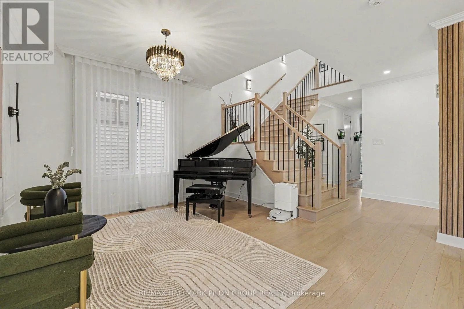 308 CORNICE STREET