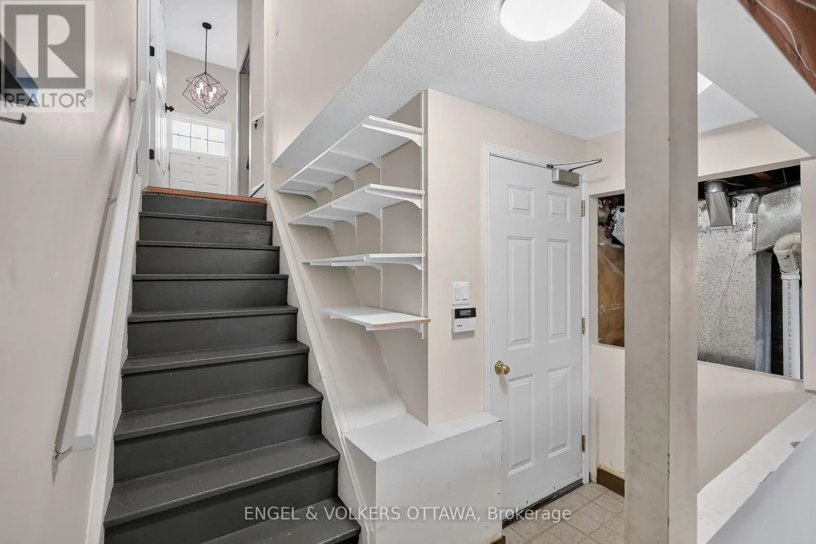 10 - 1160 BELANGER AVENUE