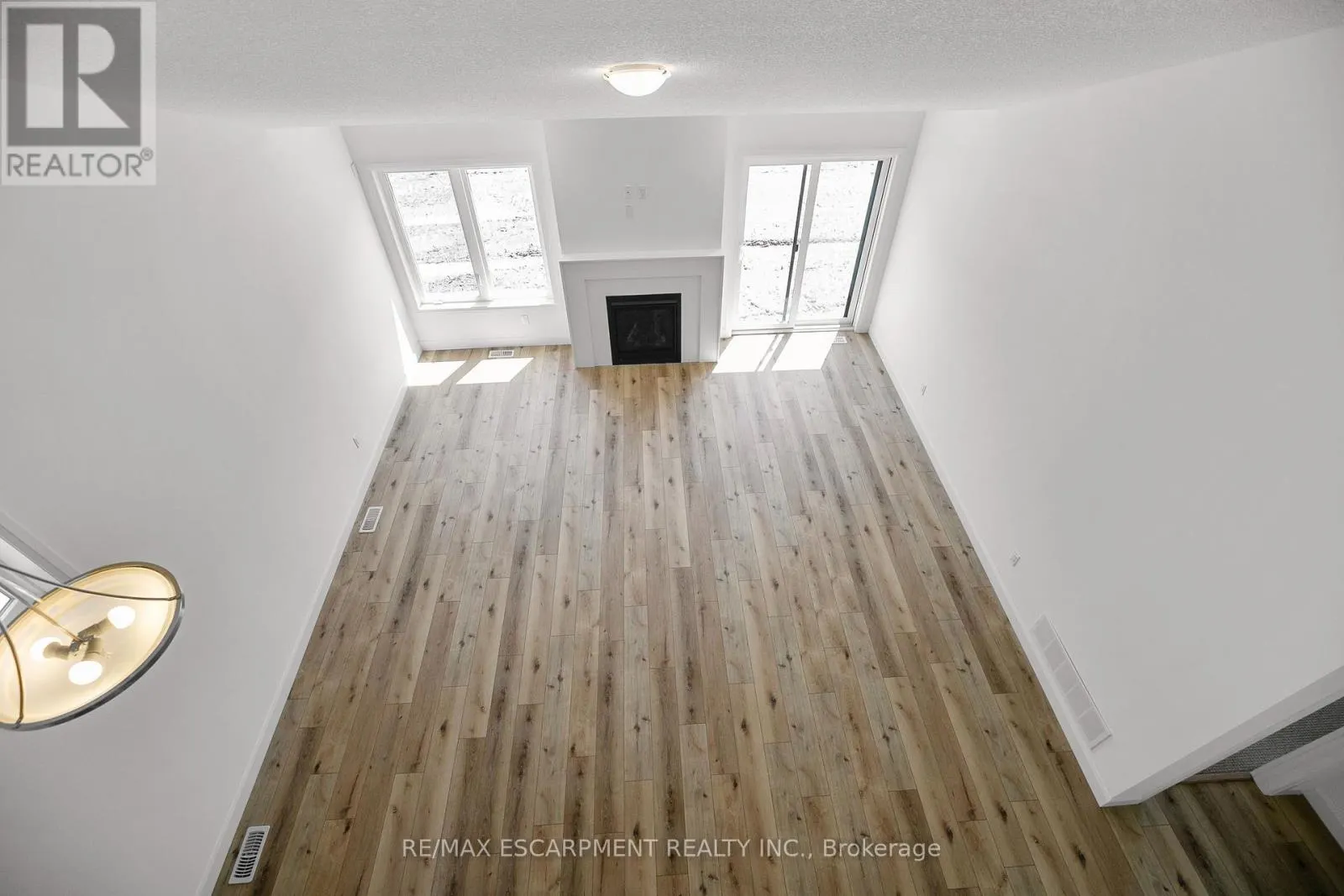 26 BEACHWALK CRESCENT