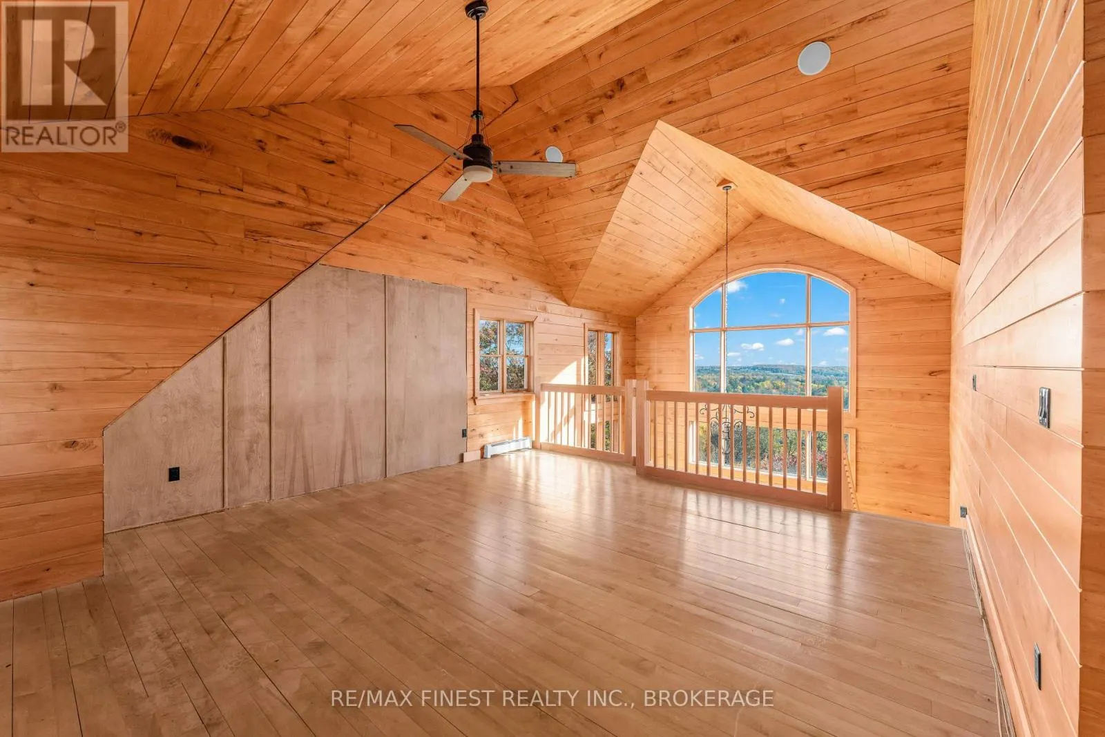 1035 SWEETFERN LANE