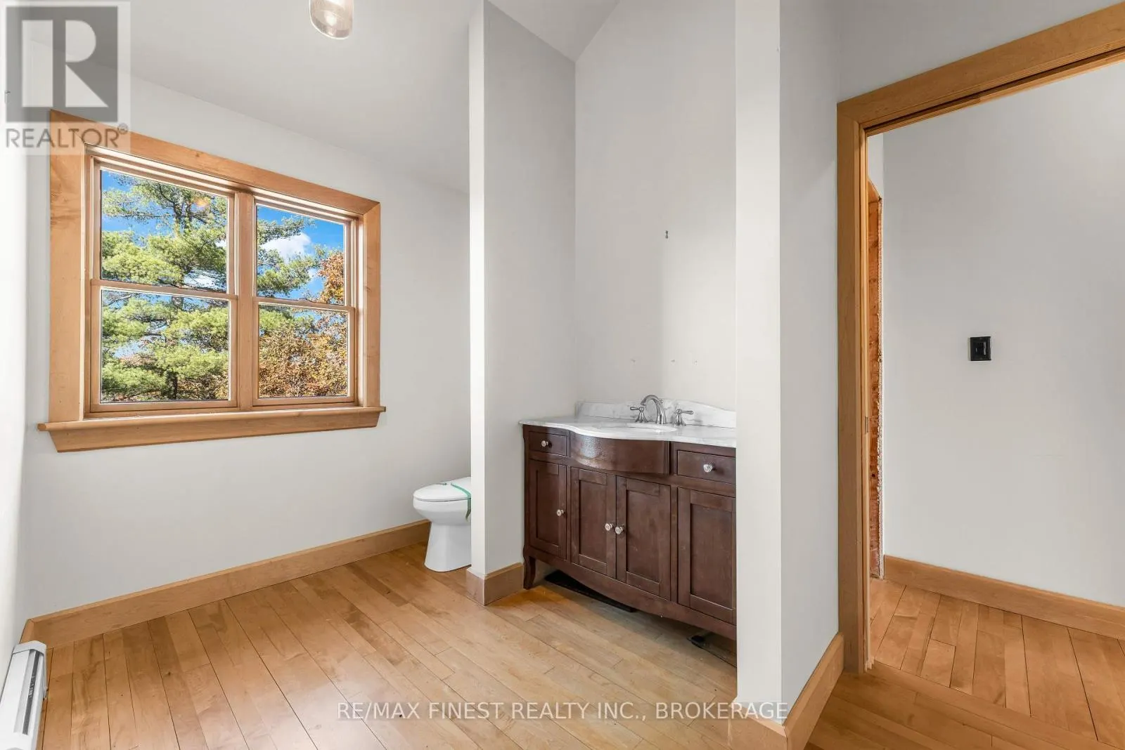 1035 SWEETFERN LANE