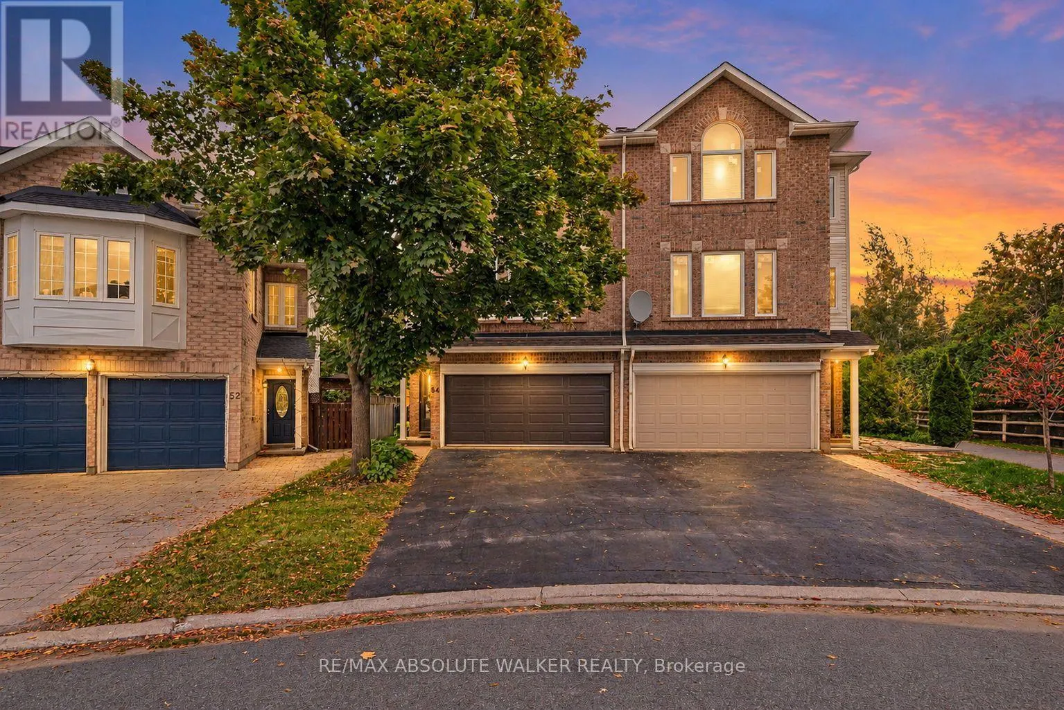 54 CASTLE GLEN CRESCENT