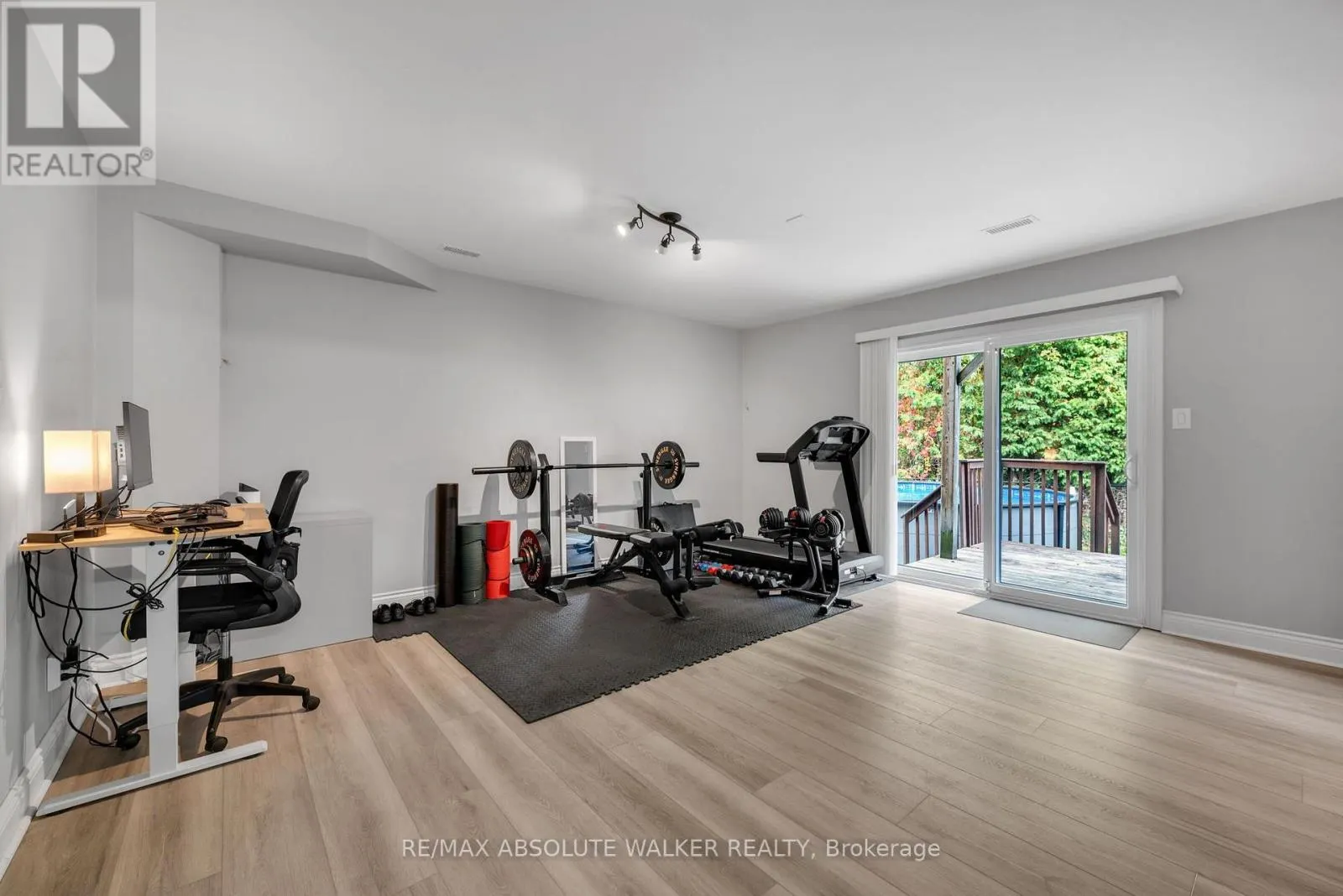 54 CASTLE GLEN CRESCENT