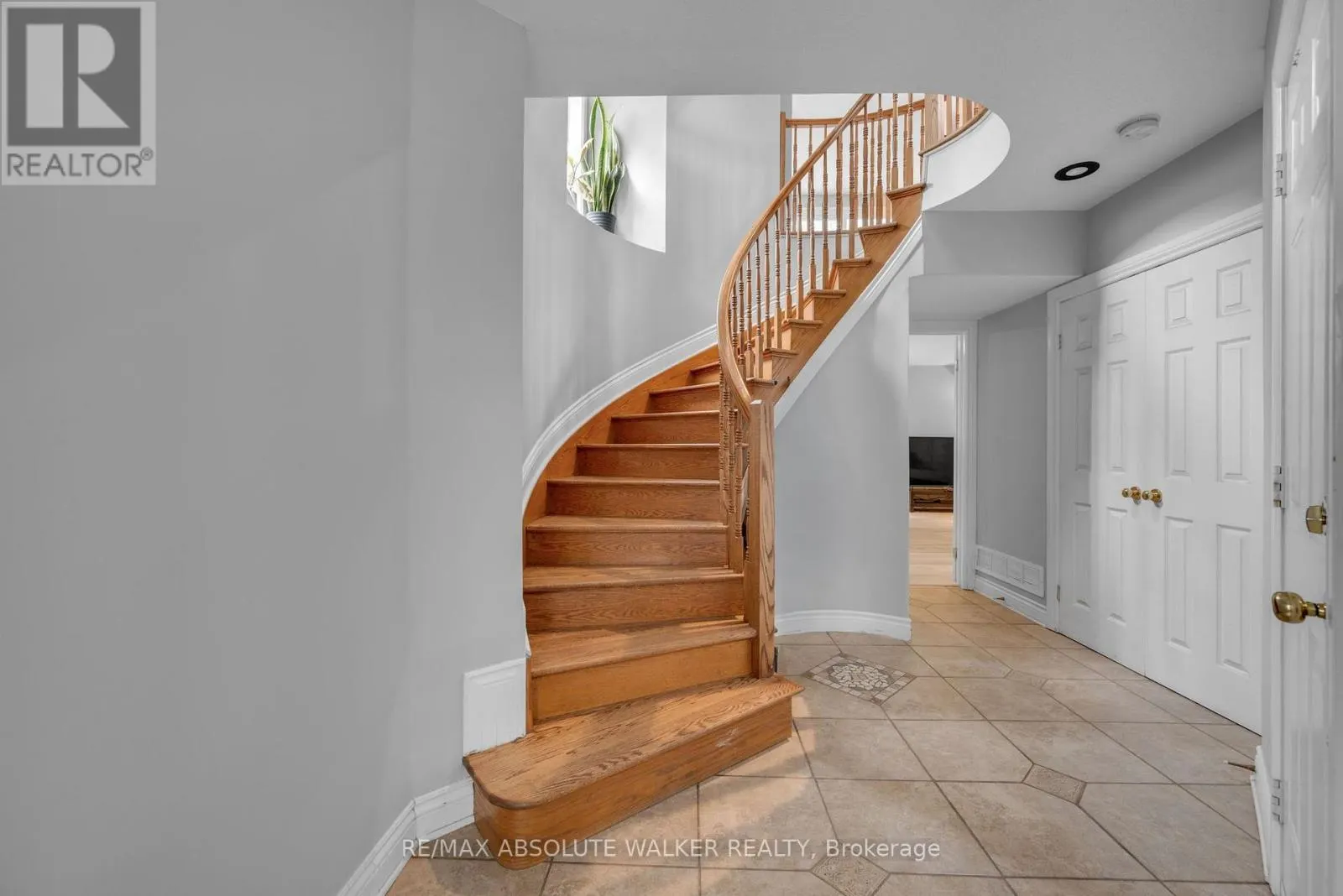 54 CASTLE GLEN CRESCENT