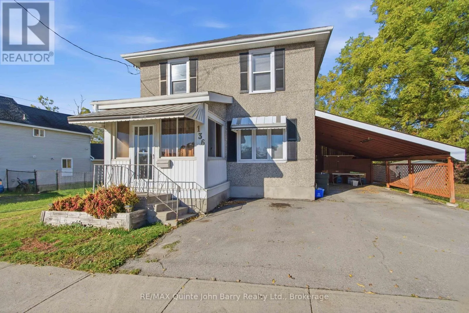 136 MOIRA STREET E