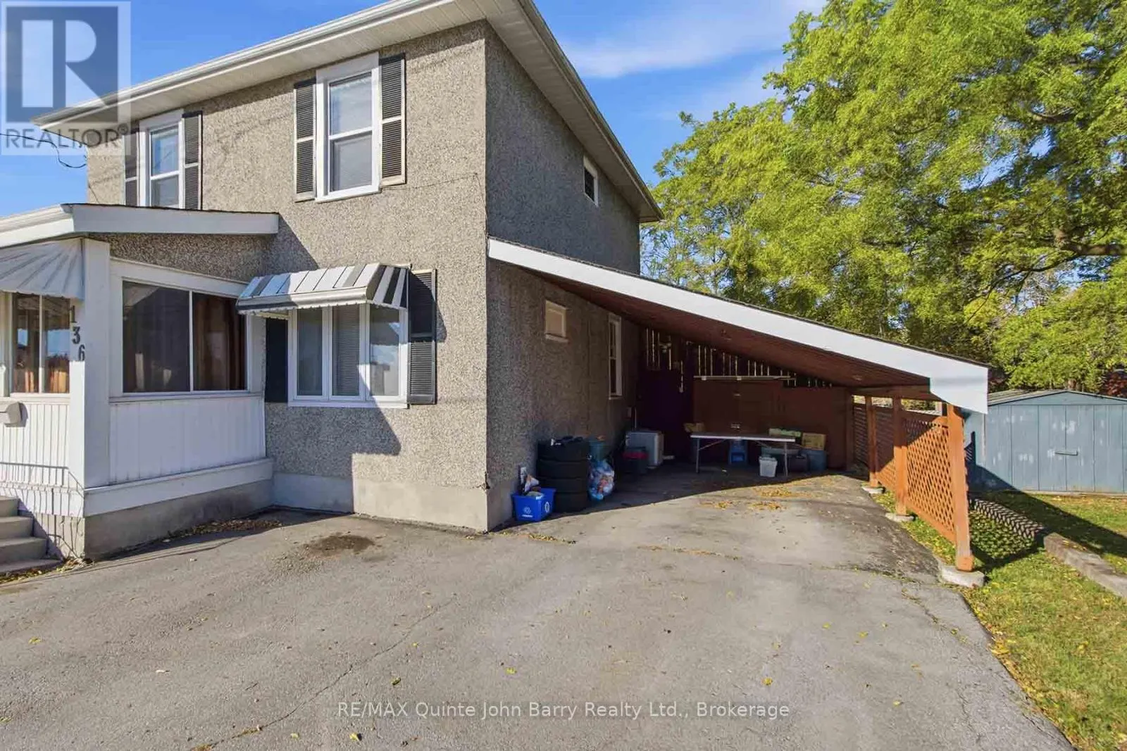 136 MOIRA STREET E