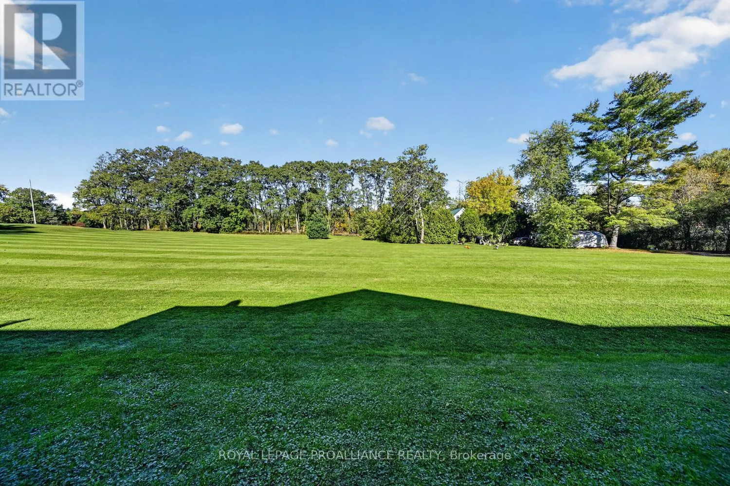 10 GOLF SIDE LANE