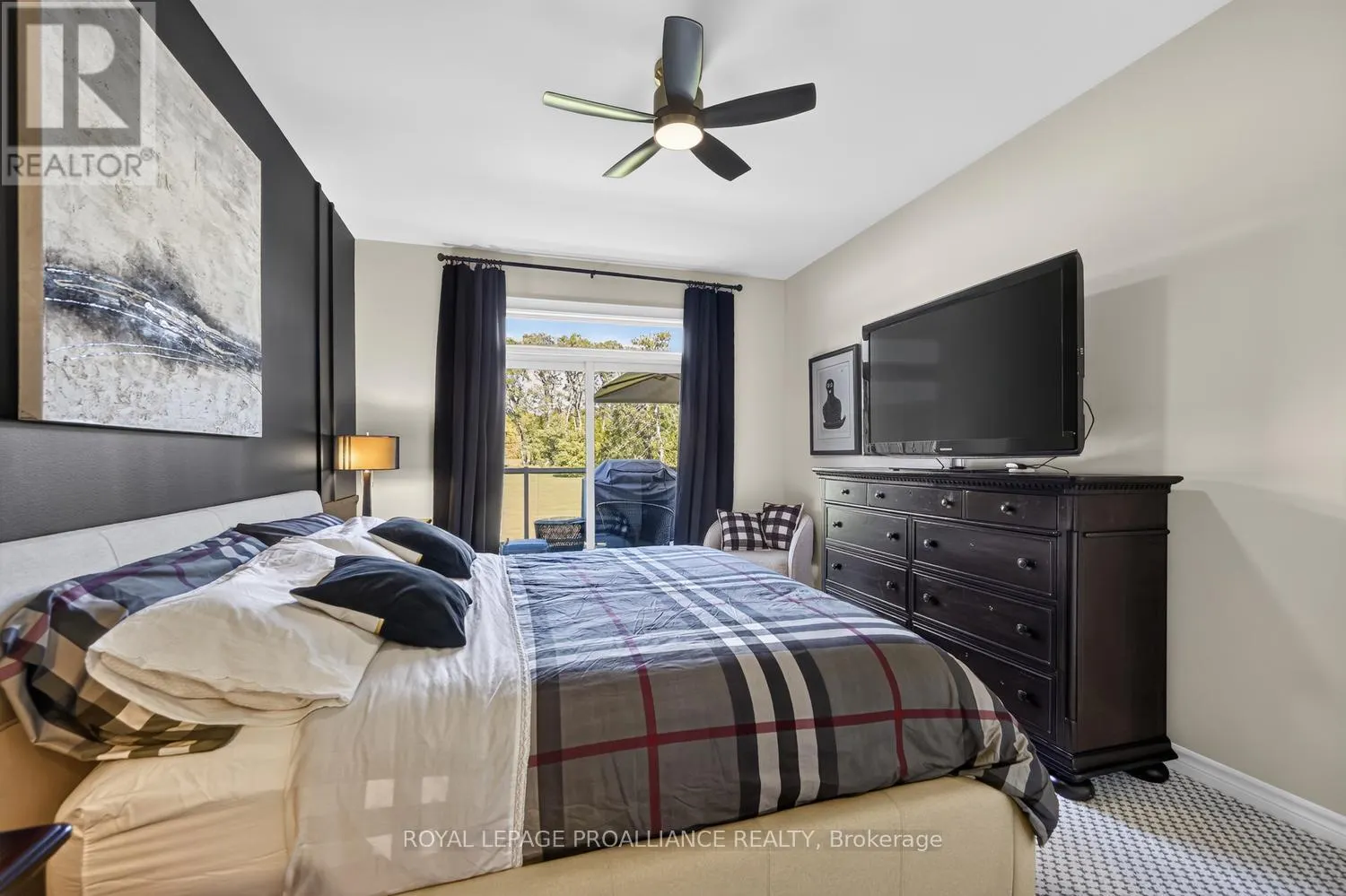 10 GOLF SIDE LANE