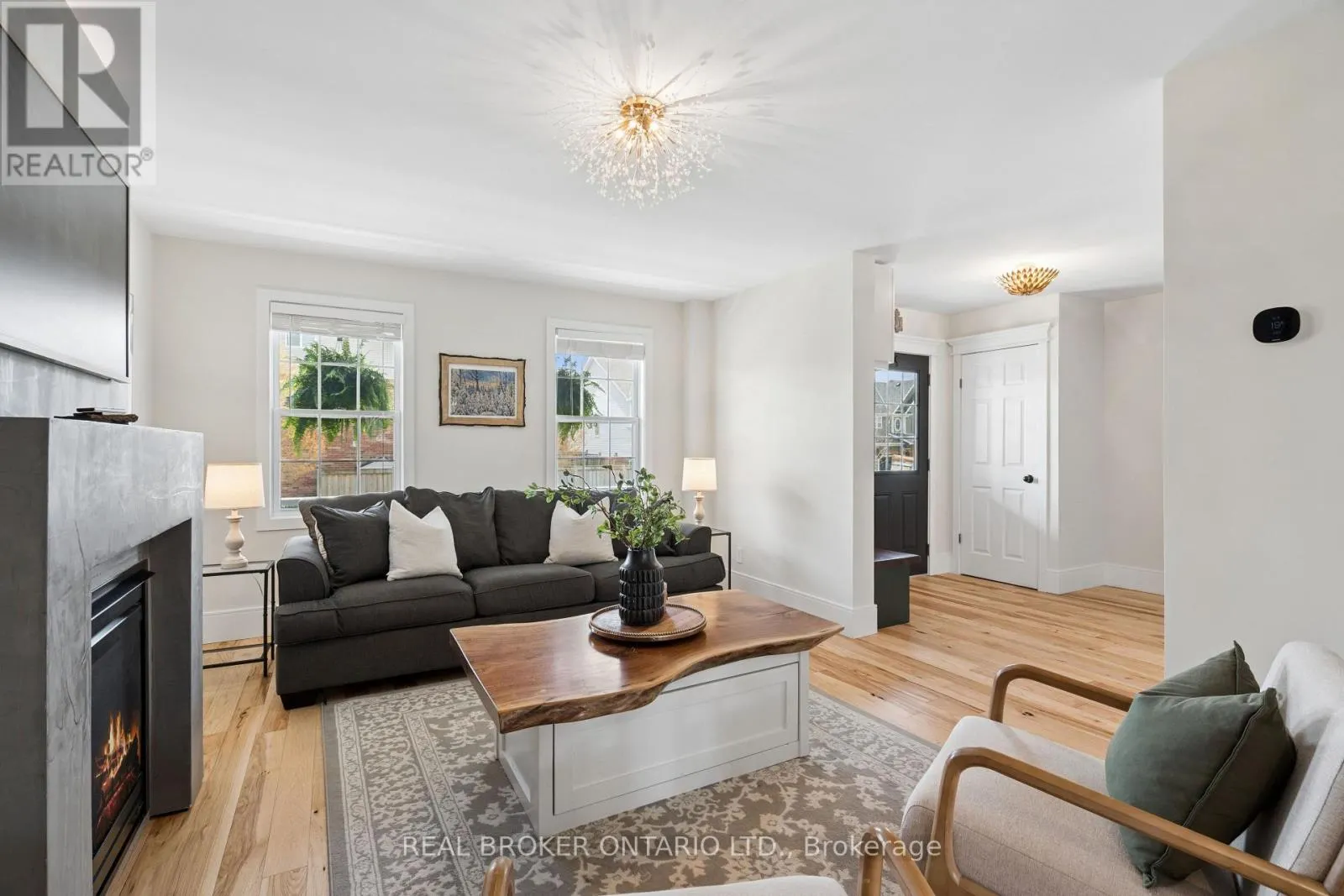 168 HAMPSON CRESCENT