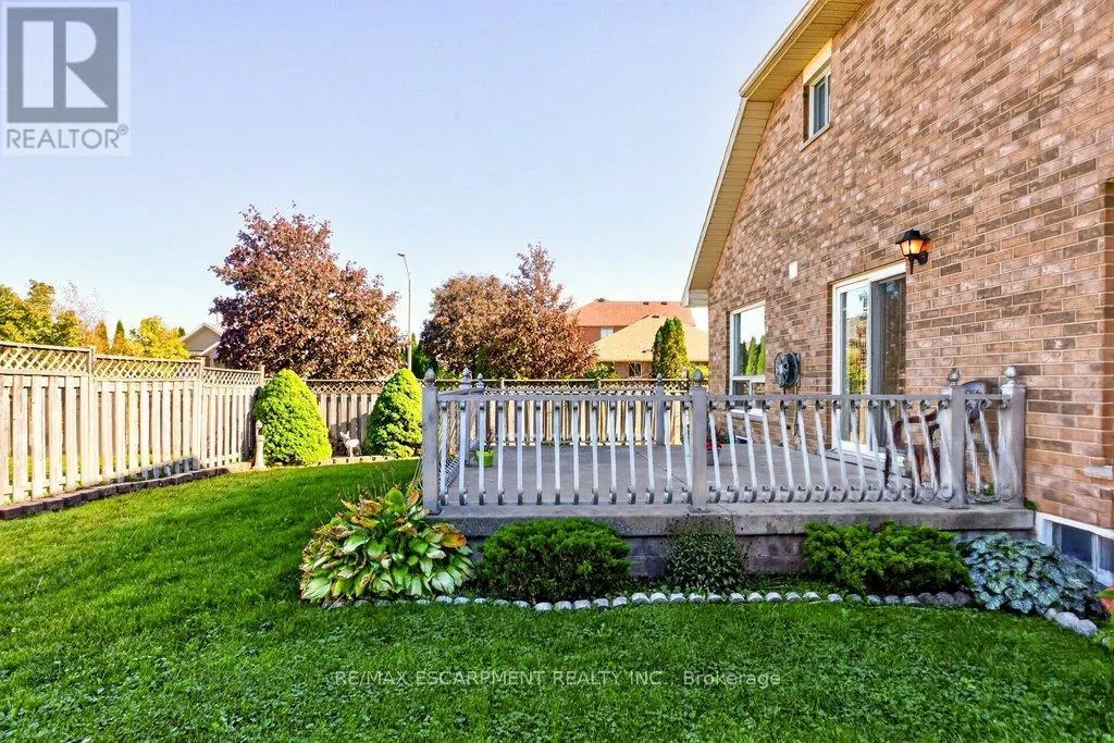 13 CHIANTI CRESCENT