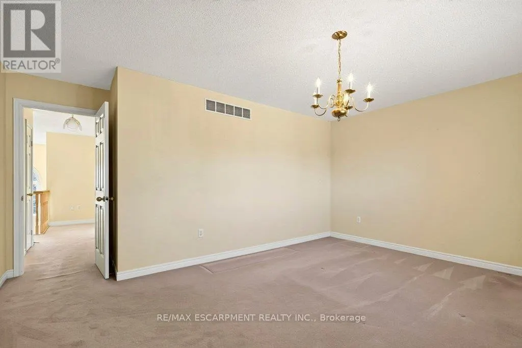 13 CHIANTI CRESCENT