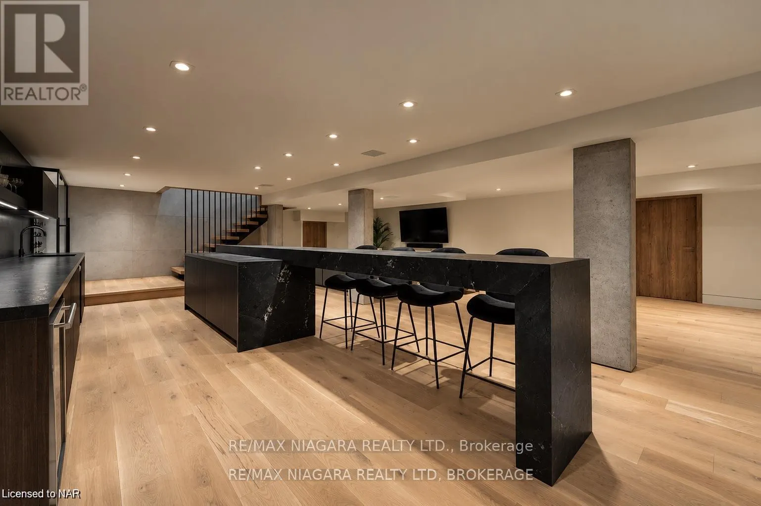 3551 CARDINAL DRIVE