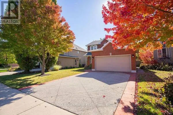 7 FALCONRIDGE DRIVE