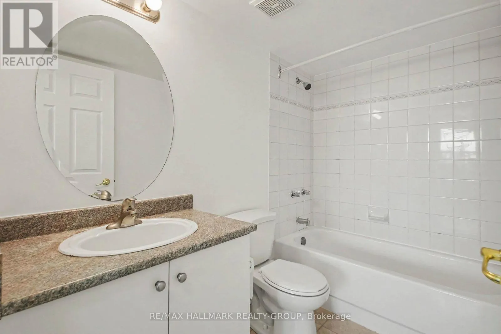 309 - 1440 HERON ROAD