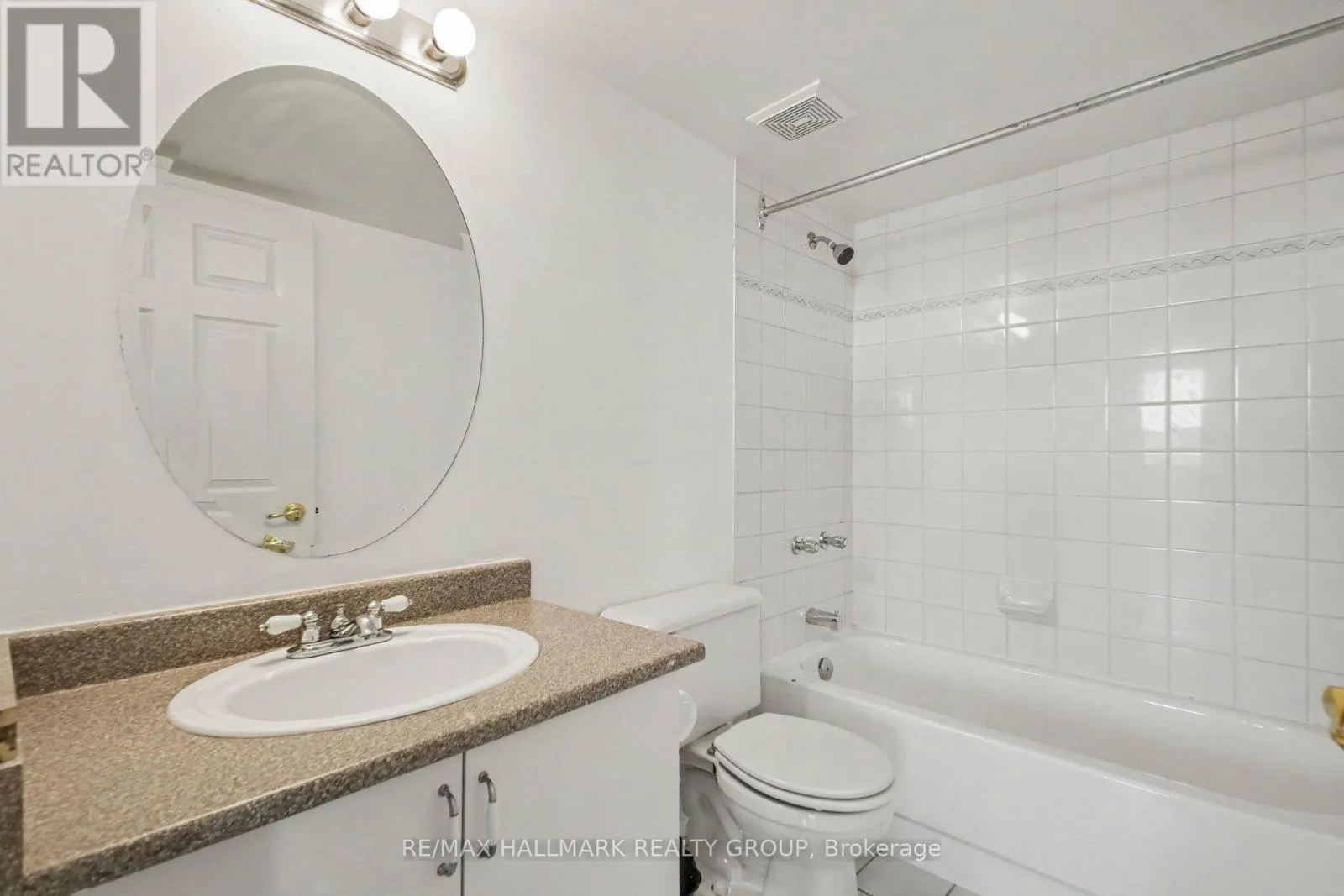 309 - 1440 HERON ROAD