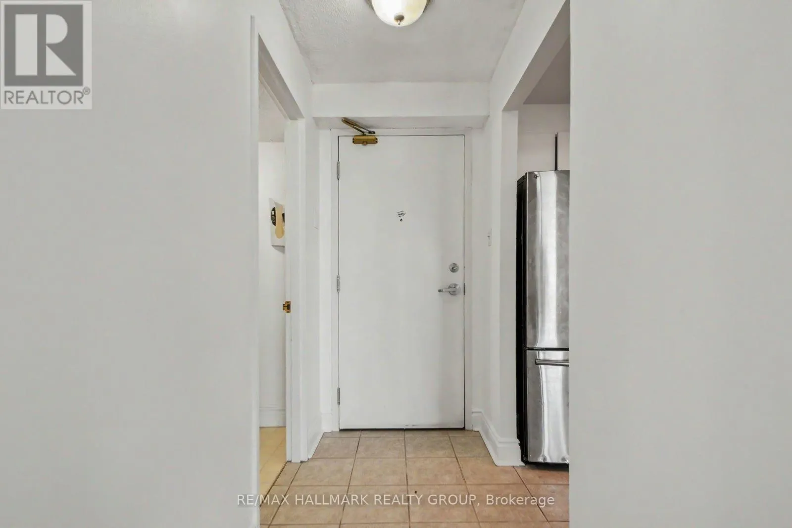 309 - 1440 HERON ROAD