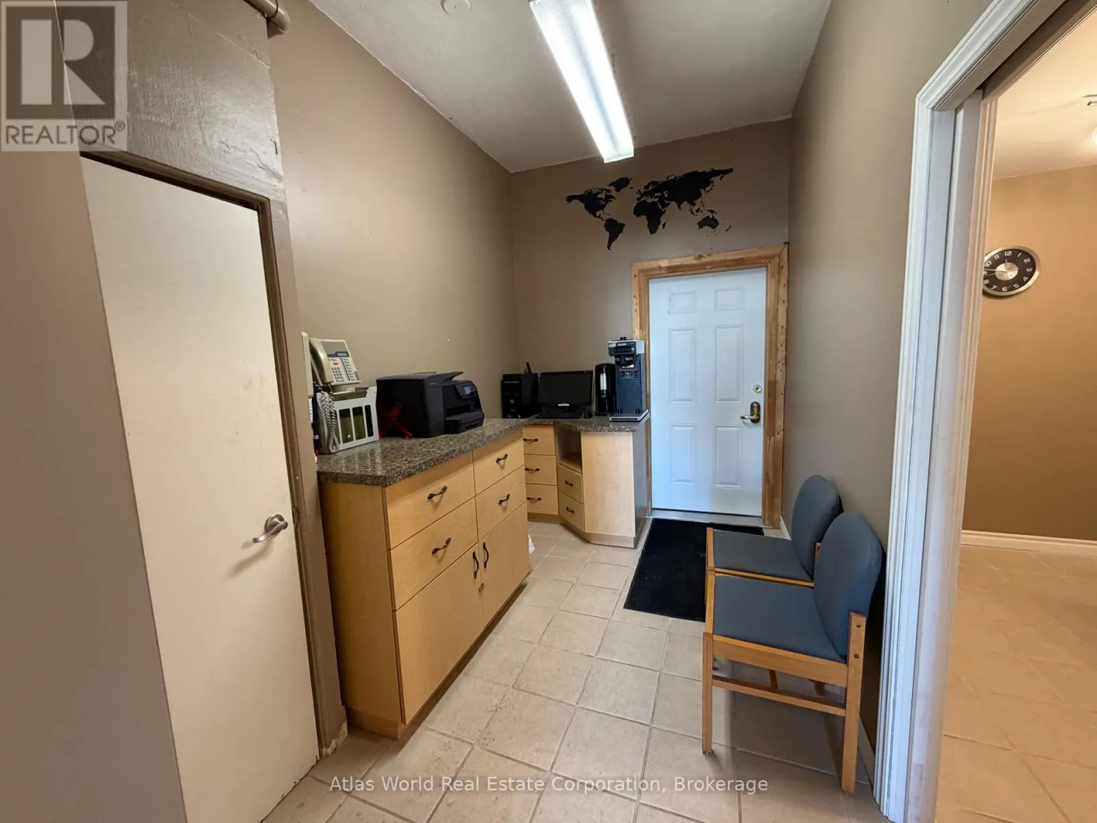 1 - 291 8TH STREET E #1