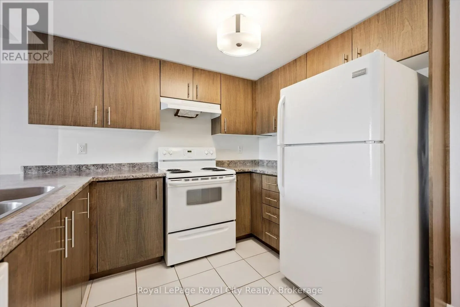 408 - 103 WESTMINSTER CRESCENT #408